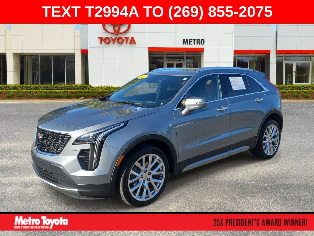 Used 2023 Cadillac XT4 Premium Luxury w/ Technology Package AWD/4WD image 1