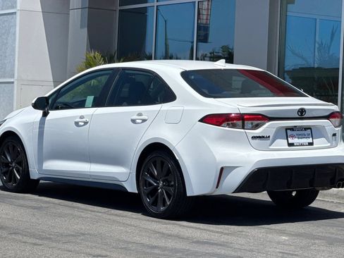 Used 2023 Toyota Corolla SE FWD image 8