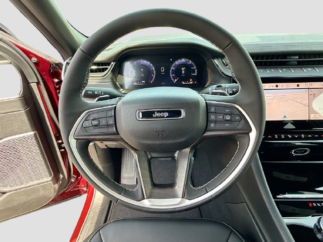 New 2026 Jeep Grand Cherokee Limited w/ Limited Altitude Package RWD image 7