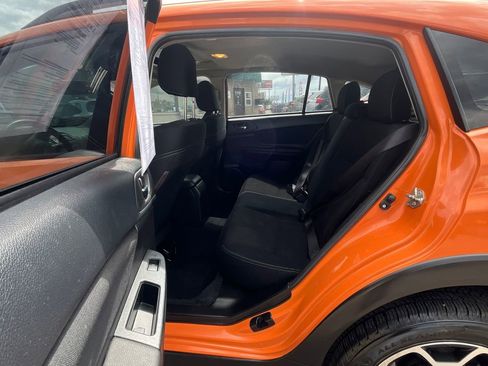Used 2014 Subaru Crosstrek 2.0i Premium w/ Moonroof Package AWD/4WD image 19