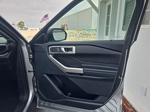 Used 2023 Ford Explorer XLT w/ Equipment Group 202A image 26