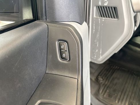 Used 2023 Ford F350 XL image 40