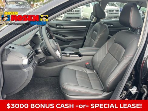 New 2025 Nissan Altima 2.5 SR w/ SR Premium Package image 13