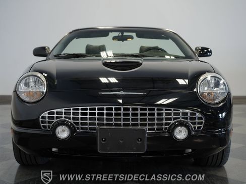 Used 2003 Ford Thunderbird image 17