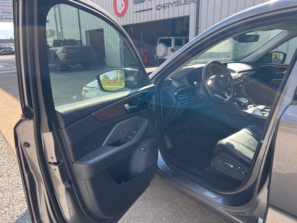 Used 2022 Acura MDX w/ Technology Package AWD/4WD image 7