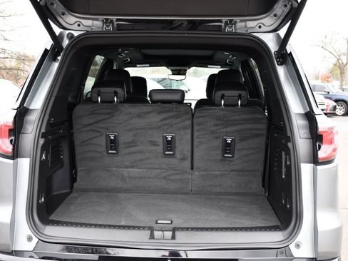 Used 2024 GMC Acadia Denali w/ Super Cruise Package image 32