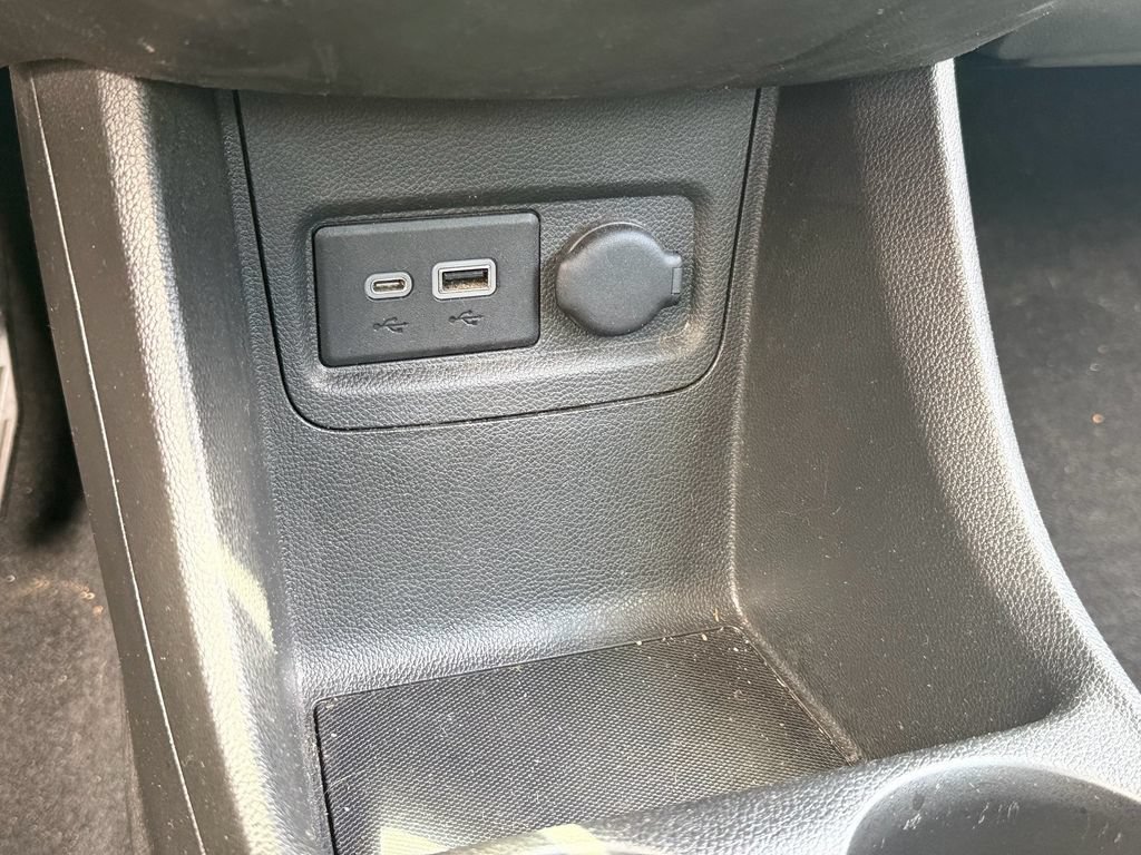 Certified 2019 Chevrolet Spark LT FWD image 26