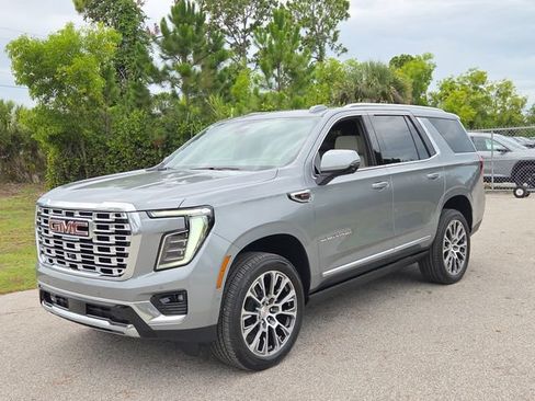 New 2026 GMC Yukon Denali w/ Denali Reserve Package AWD/4WD image 3