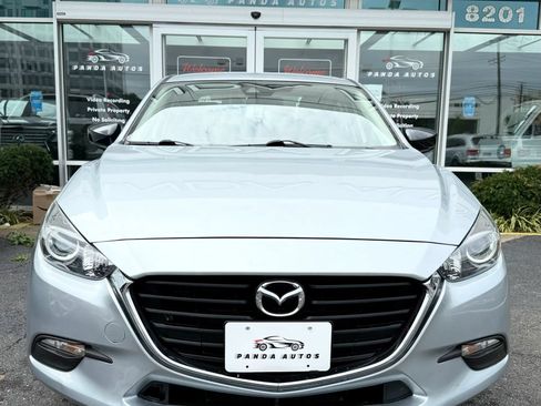 Used 2018 MAZDA MAZDA3 Sport w/ Preferred Equipment Package FWD image 2