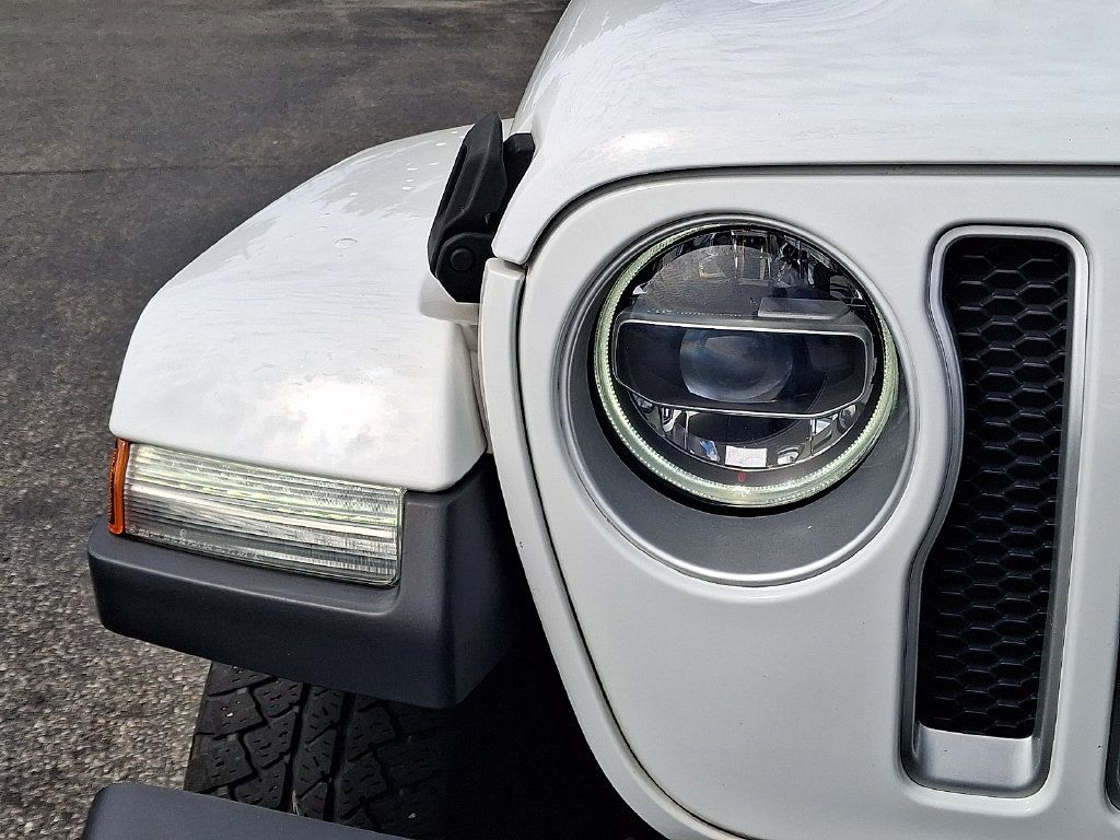 Used 2020 Jeep Wrangler Unlimited Sahara AWD/4WD image 12