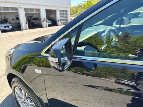 Used 2020 Cadillac XT5 Premium Luxury image 6