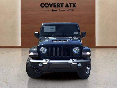 New 2025 Jeep Gladiator Sport image 8