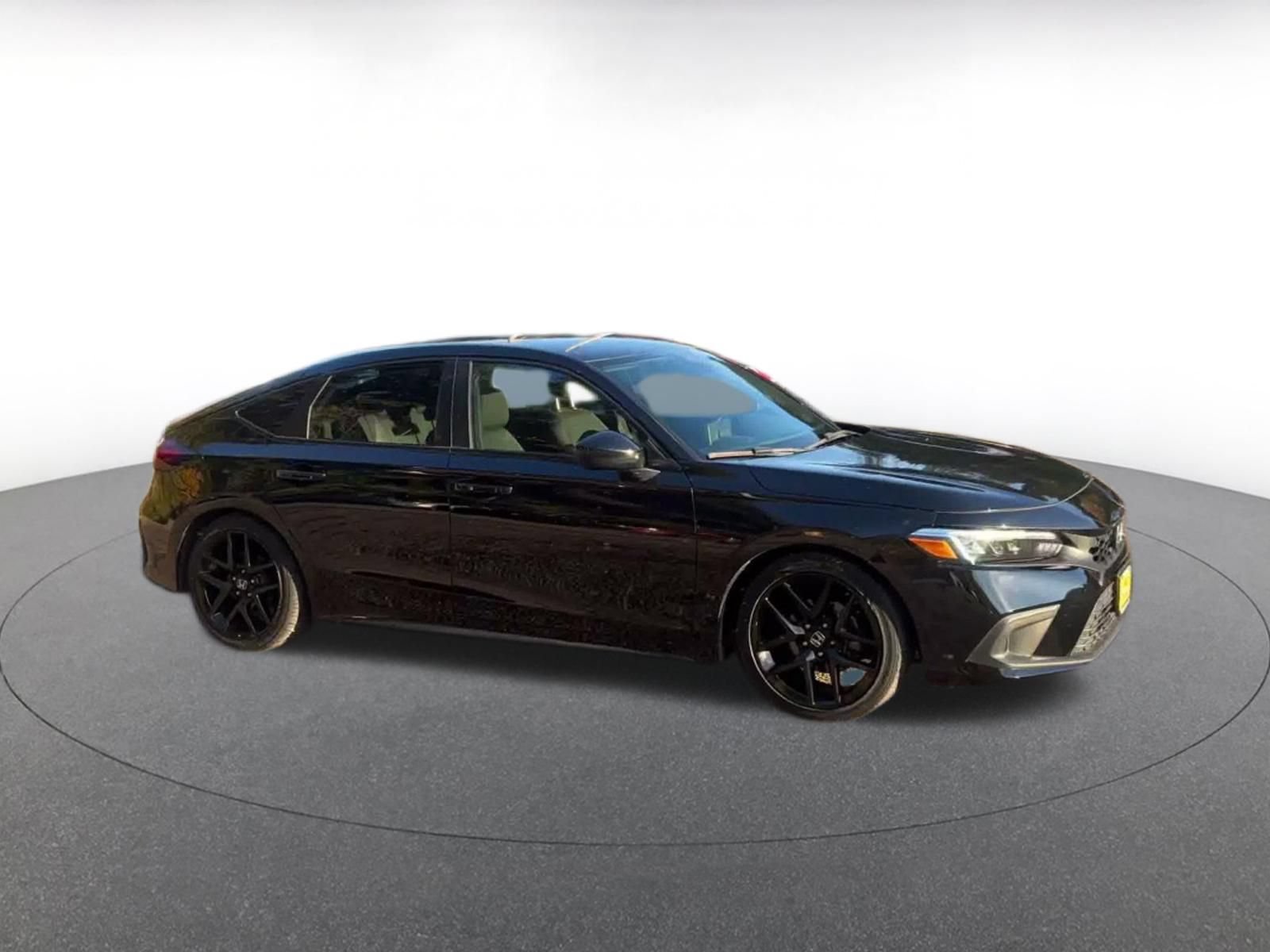 Used 2024 Honda Civic Sport image 2
