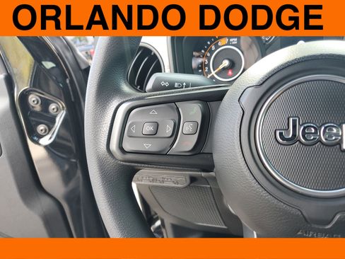 Used 2026 Jeep Wrangler Sport image 13