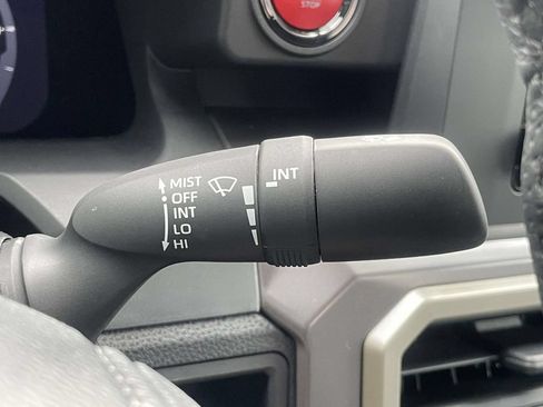 Used 2025 Toyota Tacoma TRD Sport AWD/4WD image 39