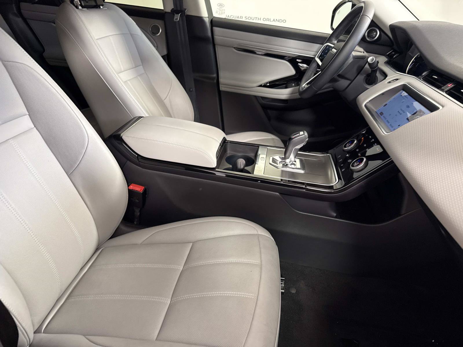 Used 2023 Land Rover Range Rover Evoque S AWD/4WD image 10