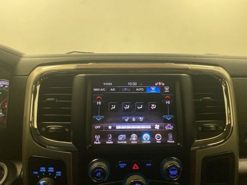 Used 2013 RAM 1500 Laramie w/ Convenience Group image 12