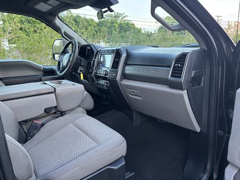 Used 2020 Ford F350 XLT AWD/4WD image 15