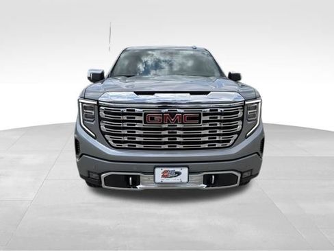 Used 2026 GMC Sierra 1500 Denali w/ Technology Package AWD/4WD image 8