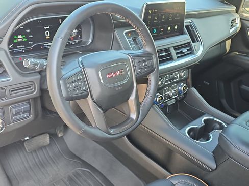 Certified 2023 GMC Yukon XL AT4 w/ LPO, Floor Liner Package AWD/4WD image 18