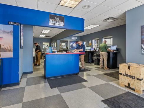 New 2026 RAM 1500 4x4 Crew Cab image 7