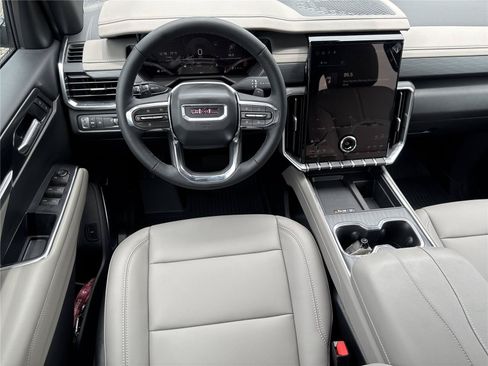 New 2026 GMC Acadia Elevation w/ Elevation Premium Package FWD image 14