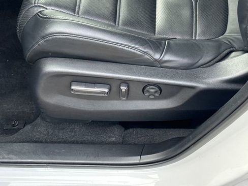 Certified 2022 Honda CR-V EX-L image 4