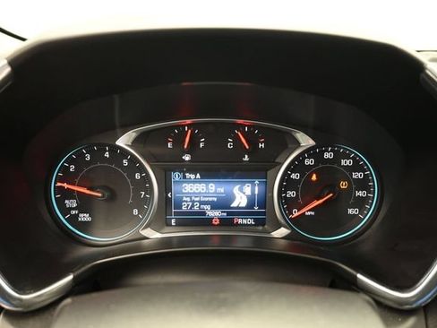 Used 2019 Chevrolet Equinox LT FWD image 17