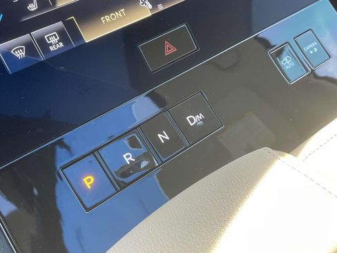 Used 2025 INFINITI QX80 Luxe image 30