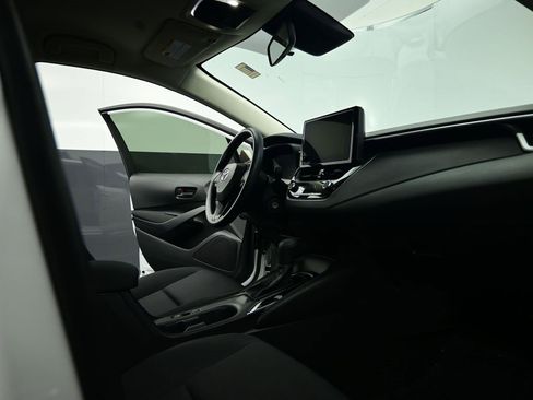 Used 2024 Toyota Corolla LE image 25