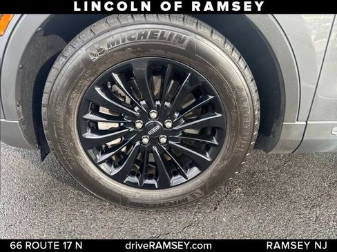 Used 2023 Lincoln Nautilus Reserve image 26