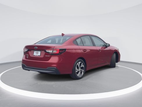 Used 2025 Subaru Legacy Premium AWD/4WD image 5