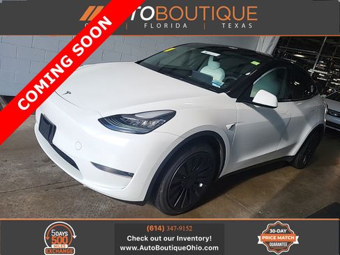 Used 2021 Tesla Model Y Long Range AWD/4WD image 1