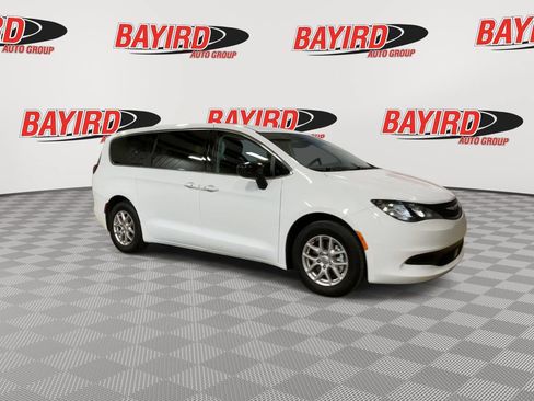 Used 2024 Chrysler Voyager LX FWD image 2
