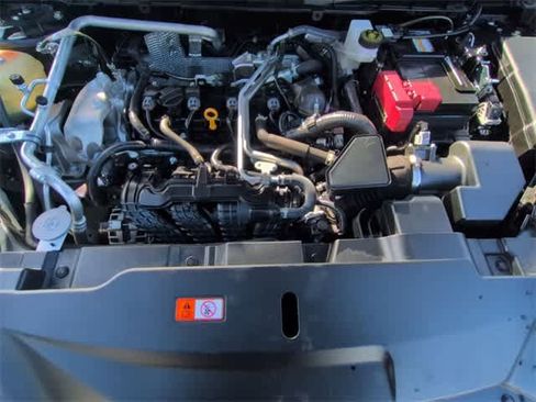 Used 2024 Mitsubishi Outlander SE image 15