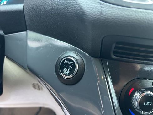 Used 2014 Ford Escape Titanium image 30