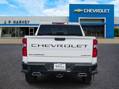 New 2026 Chevrolet Silverado 1500 Custom Trail Boss w/ LPO, Dark Essentials Package