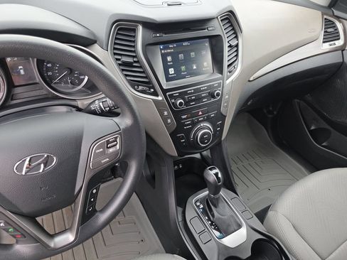 Used 2017 Hyundai Santa Fe Sport AWD/4WD image 21