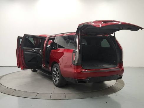 Used 2021 Cadillac Escalade ESV Sport Platinum AWD/4WD image 14