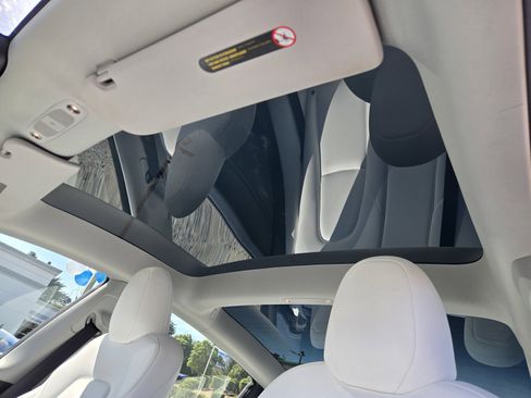 Used 2023 Tesla Model 3 Long Range AWD/4WD image 11