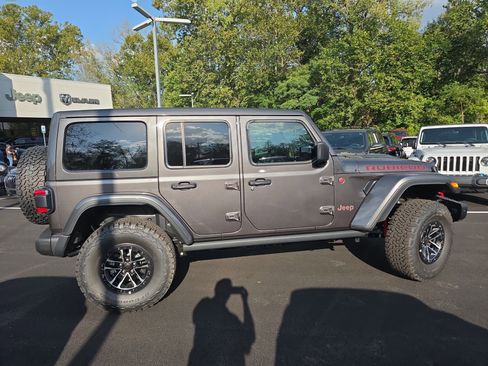 New 2025 Jeep Wrangler Unlimited Rubicon image 23