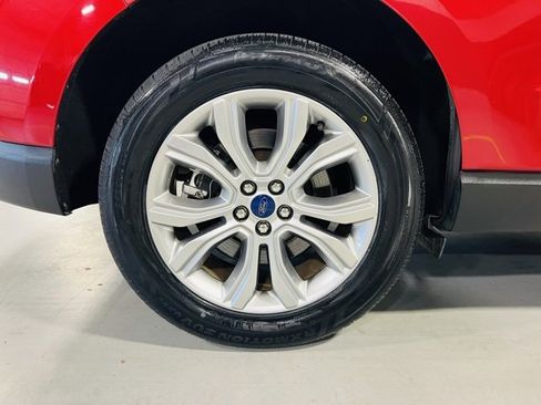 Used 2022 Ford Edge Titanium image 11