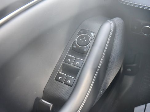 Used 2025 Ford Mustang Mach-E Premium image 23