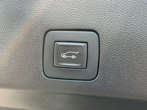 Used 2021 Buick Encore GX Select w/ Sport Touring Package image 28