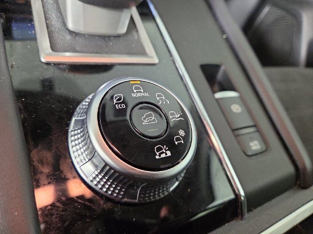 Used 2024 Mitsubishi Outlander SE AWD/4WD image 24