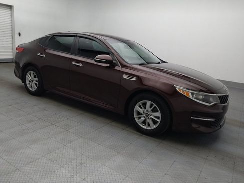 Used 2018 Kia Optima LX FWD image 11