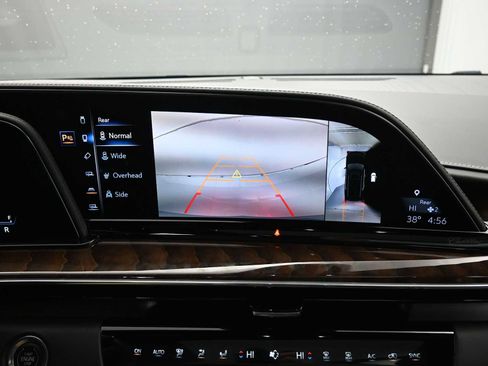 Used 2023 Cadillac Escalade Sport Platinum image 22