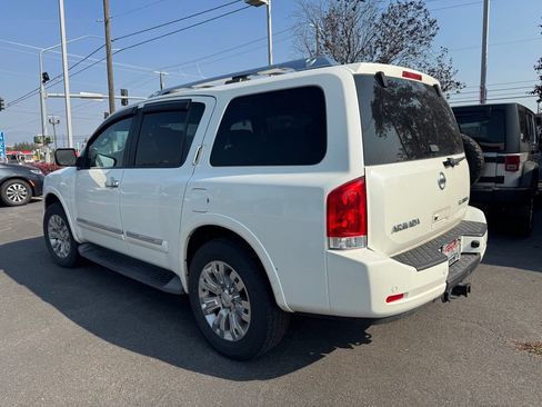 Used 2015 Nissan Armada Platinum AWD/4WD image 3