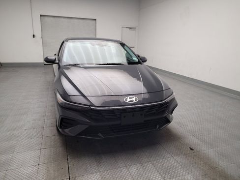 Used 2024 Hyundai Elantra SEL FWD image 14