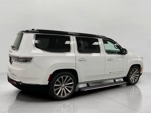 Used 2023 Jeep Grand Wagoneer Series II w/ Convenience Group III AWD/4WD image 2